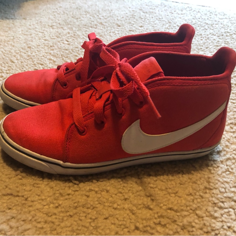 Cute size 5.5 high top red Nikes
